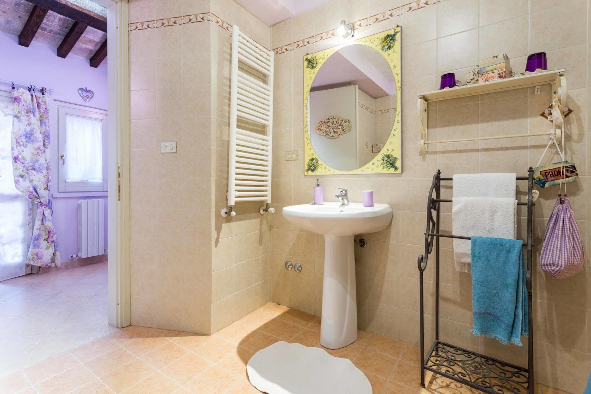 Bed And Breakfast Sognando Te อัสซิซี ภายนอก รูปภาพ